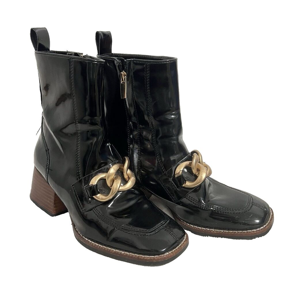 Steve Madden Loreen Bootie Size 6 Black Patent With Chunky Gold Chain Boots
